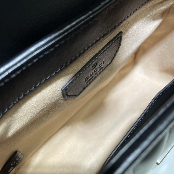 Gucci BagTypeTote Quilted Design Stylish Black 01A