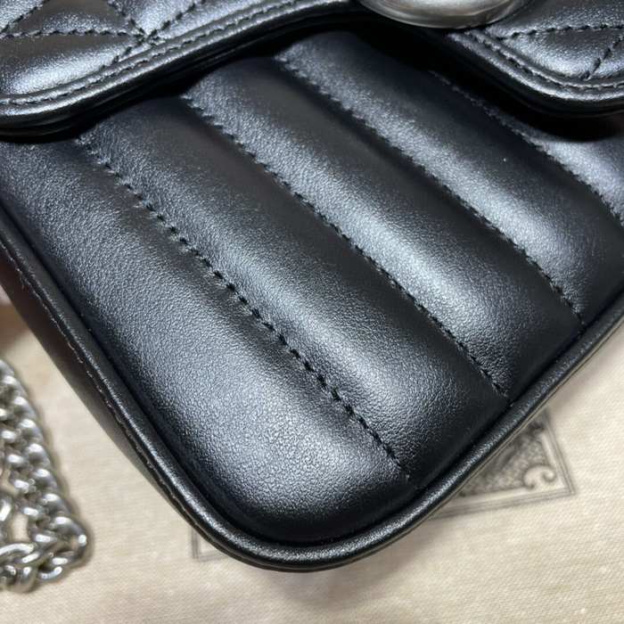 Gucci BagTypeTote Quilted Design Stylish Black 01A