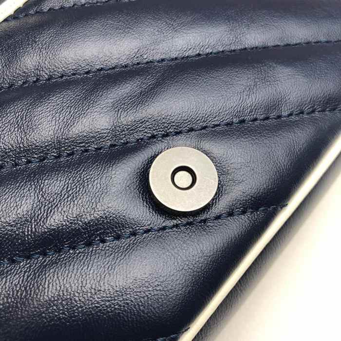 Gucci BagTypeTote Quilted Leather Bag Black 01A 2