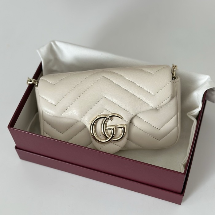 Gucci BagTypeTote Quilted Leather Design Beige 01A