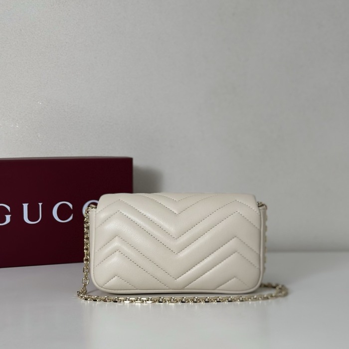 Gucci BagTypeTote Quilted Leather Design Beige 01A