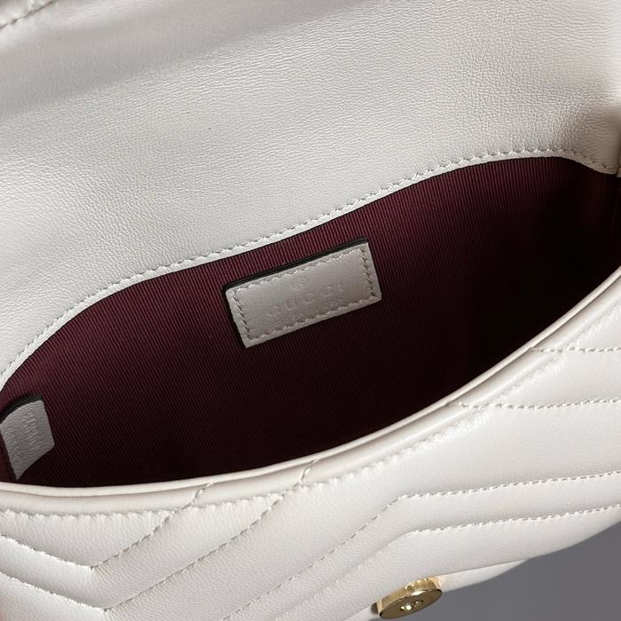 Gucci BagTypeTote Quilted Leather Design Beige 01A