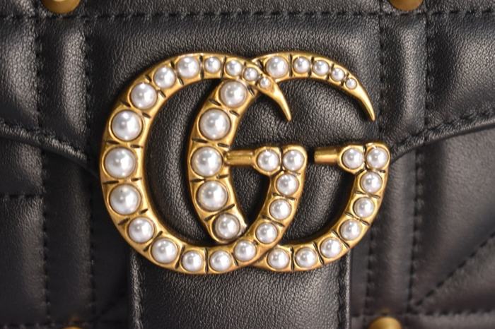 Gucci BagTypeTote Quilted Leather Design Black 01A 3