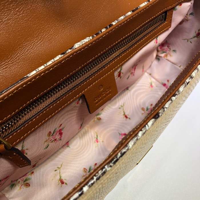 Gucci BagTypeTote Quilted Leather Handbag Beige 01B