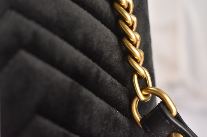 Gucci BagTypeTote Quilted Leather Shoulder Bag Black 01A 5