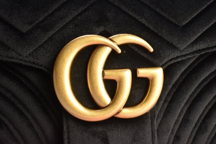 Gucci BagTypeTote Quilted Leather Shoulder Bag Black 01A 5