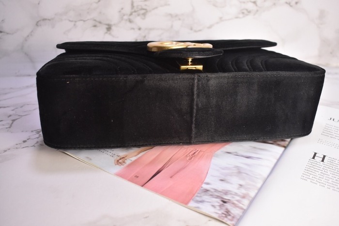 Gucci BagTypeTote Quilted Leather Shoulder Bag Black 01A 5