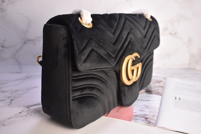 Gucci BagTypeTote Quilted Leather Shoulder Bag Black 01A 5