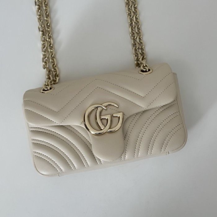 Gucci BagTypeTote Quilted Leather Tote Beige 01A