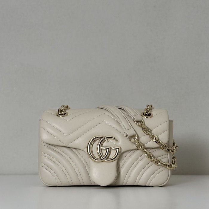 Gucci BagTypeTote Quilted Leather Tote Beige 01A