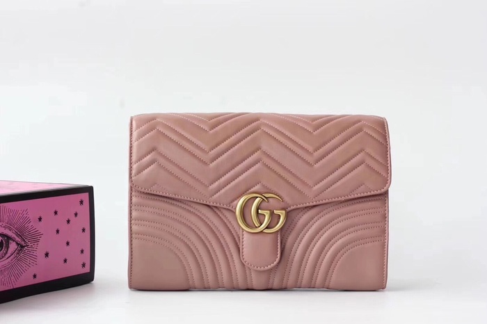 Gucci BagTypeTote Quilted Leather Tote Black 01A 5