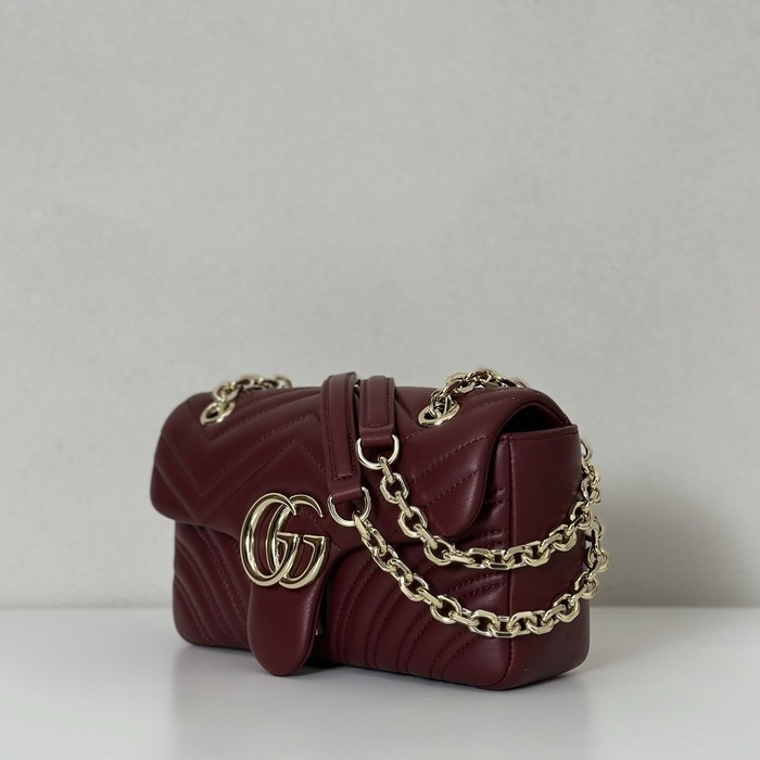 Gucci BagTypeTote Quilted Leather Tote with Chain Strap Burgundy 01A
