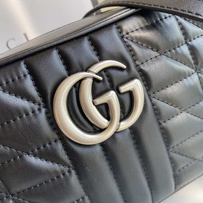 Gucci BagTypeTote Small Quilted Bag Black 01A