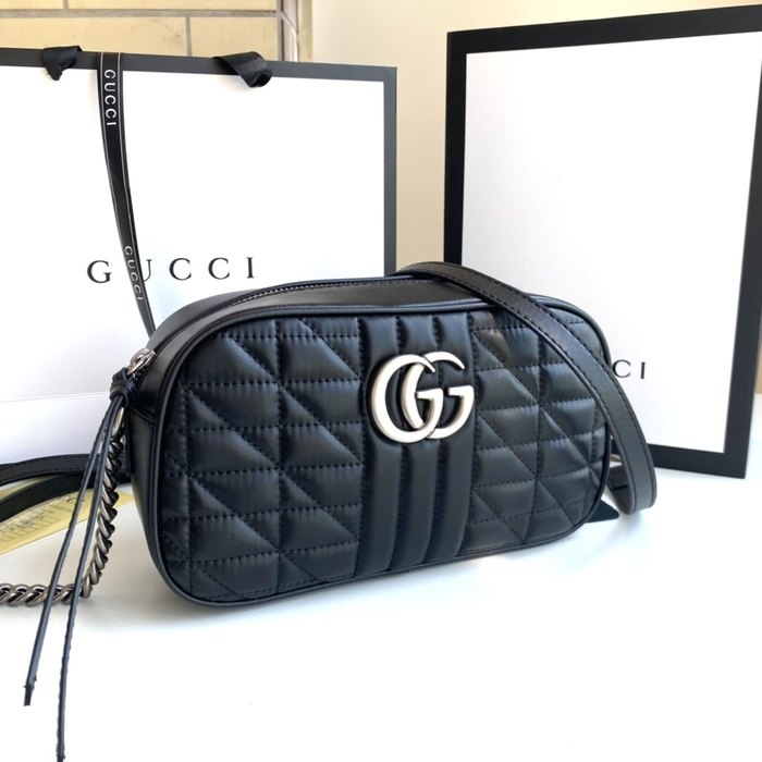 Gucci BagTypeTote Small Quilted Bag Black 01A
