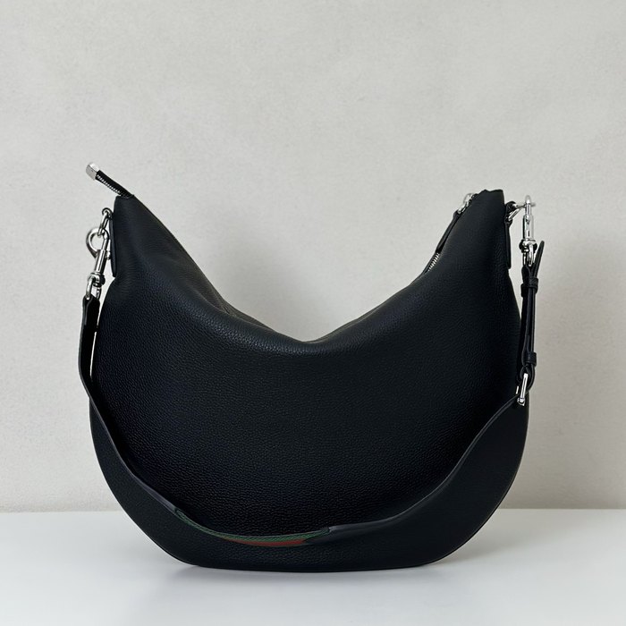 Gucci BagTypeTote Soft Curved Design Tote Black 01A