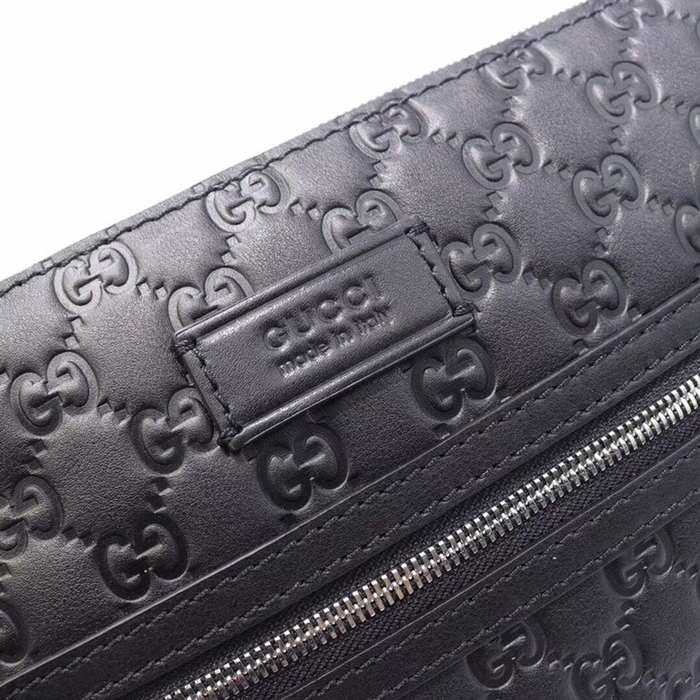 Gucci BagTypeTote Soft Leather Tote with Zip Pocket Black 01A