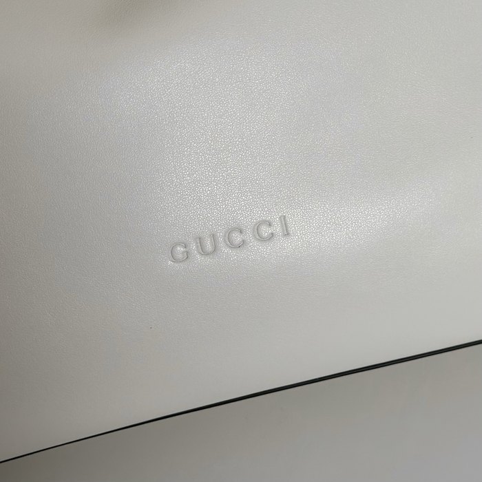 Gucci BagTypeTote Soft and Elegant Tote White 01A