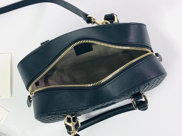 Gucci BagTypeTote Stylish Handheld Tote Navy 01A