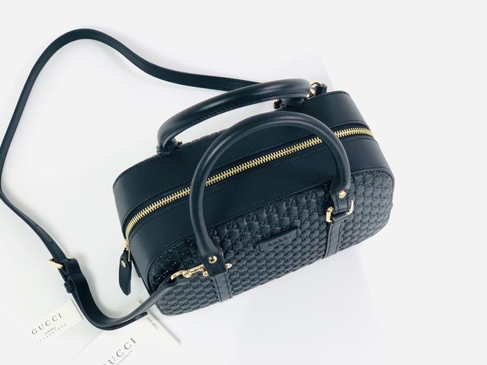 Gucci BagTypeTote Stylish Handheld Tote Navy 01A
