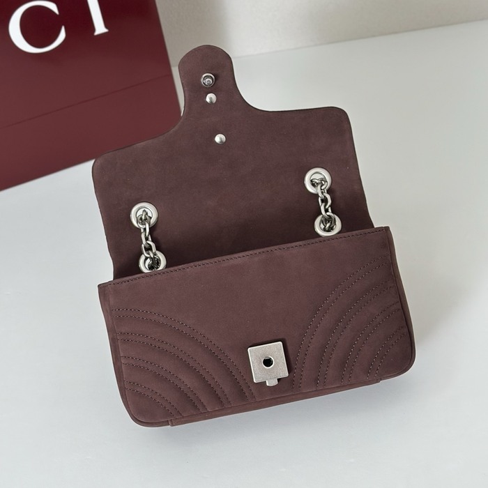 Gucci BagTypeTote Stylish and Compact Burgundy 01A 2