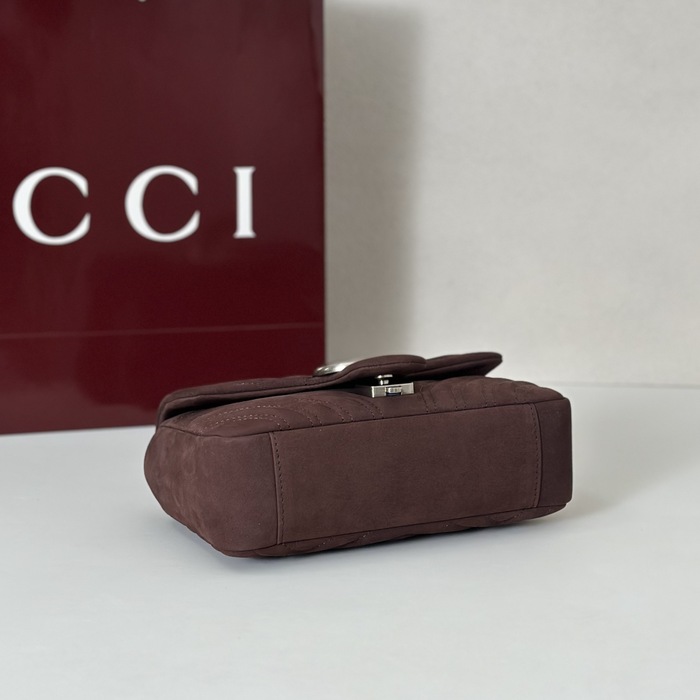Gucci BagTypeTote Stylish and Compact Burgundy 01A 2