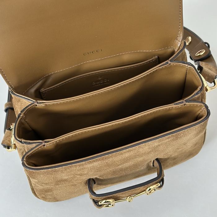 Gucci BagTypeTote Suede Bag with sophisticated detailing Tan 01A