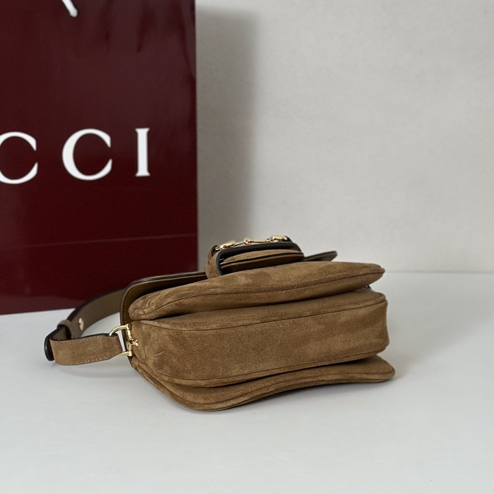 Gucci BagTypeTote Suede Bag with sophisticated detailing Tan 01A
