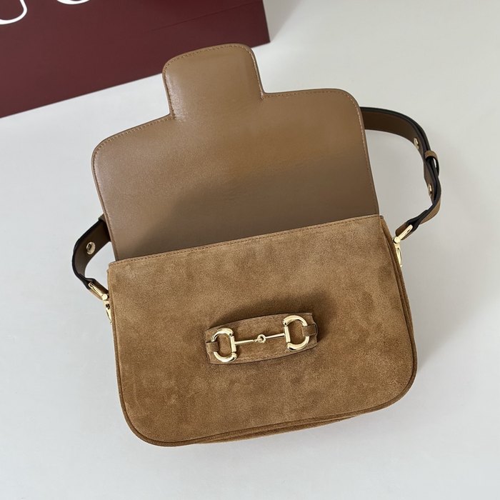 Gucci BagTypeTote Suede Crossbody Bag Tan 01A
