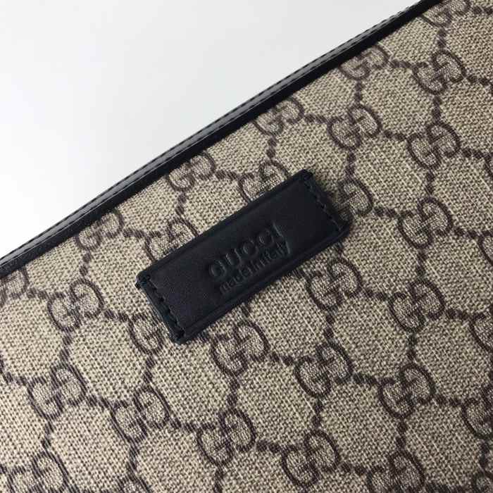 Gucci BagTypeTote Travel Bag with sturdy sides and spacious interior Beige 01A