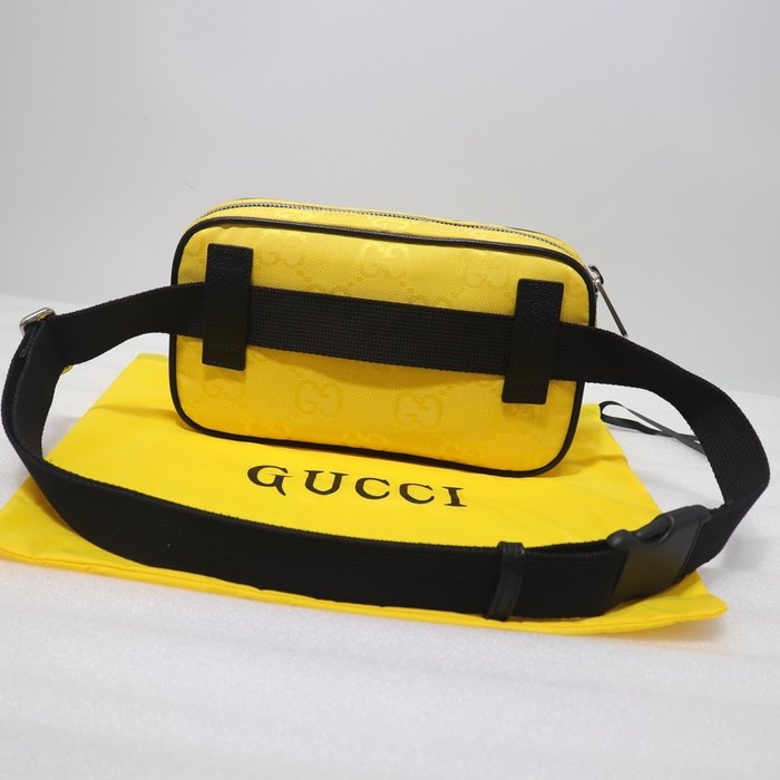 Gucci BagTypeTote bag with zipper and adjustable strap Black 01A