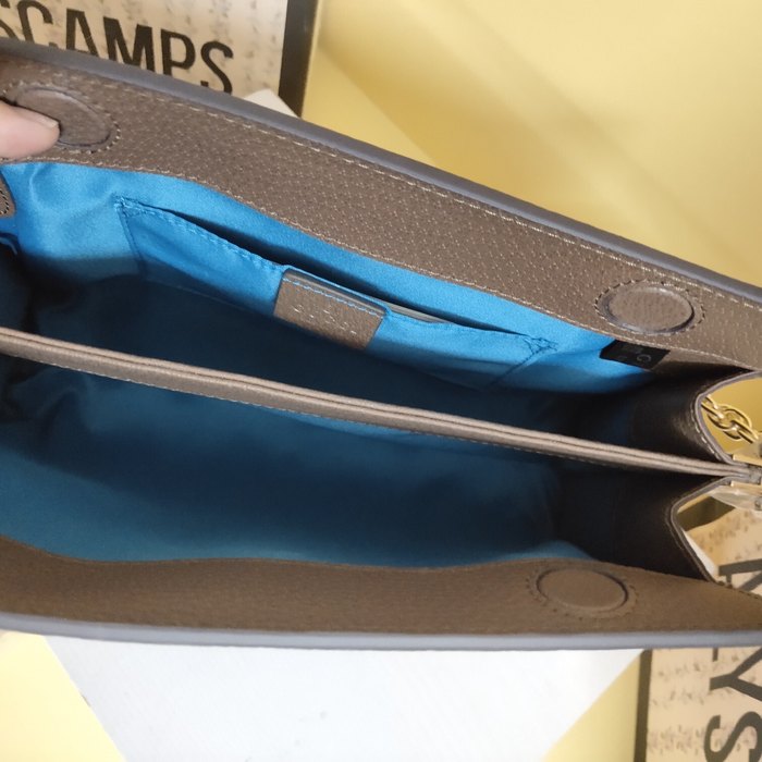 Gucci BagTypeTote canvas bag with signature pattern and stripe detail Brown 01A