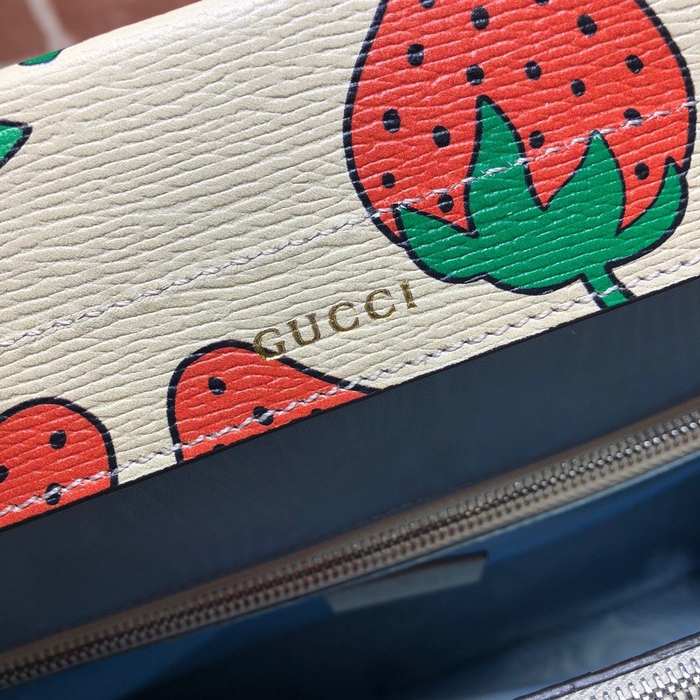 Gucci BagTypeTote canvas tote with playful strawberry print Beige 01A