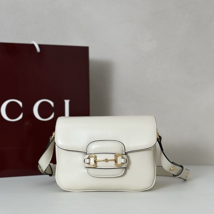 Gucci BagTypeTote compact bag with elegant design White 01A