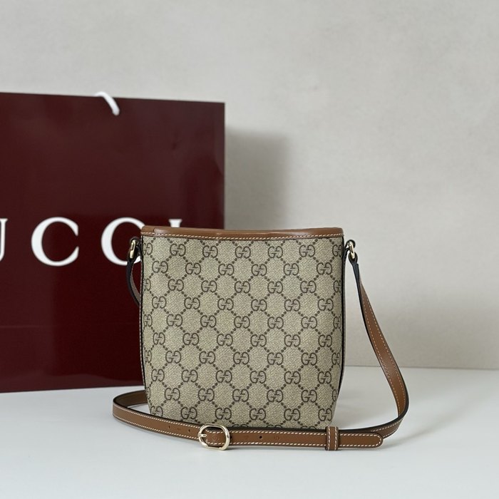 Gucci BagTypeTote compact crossbody tote with signature pattern Beige 01A