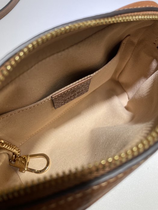 Gucci BagTypeTote compact design with double handles Blue 01A