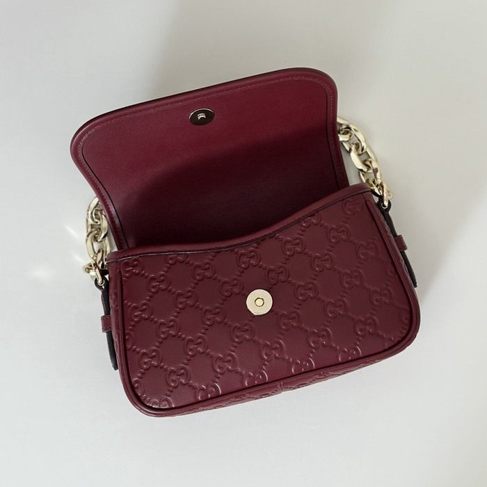 Gucci BagTypeTote compact tote with chain straps Burgundy 01A