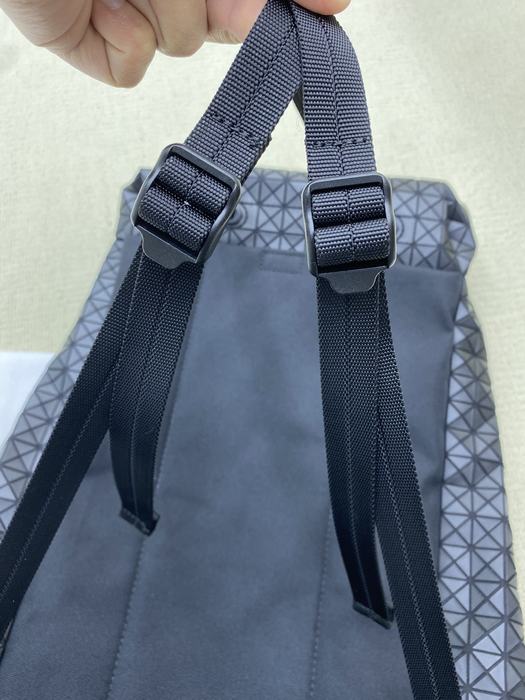 Issey Miyake BagTypeTote Drawstring Bag Grey 01A