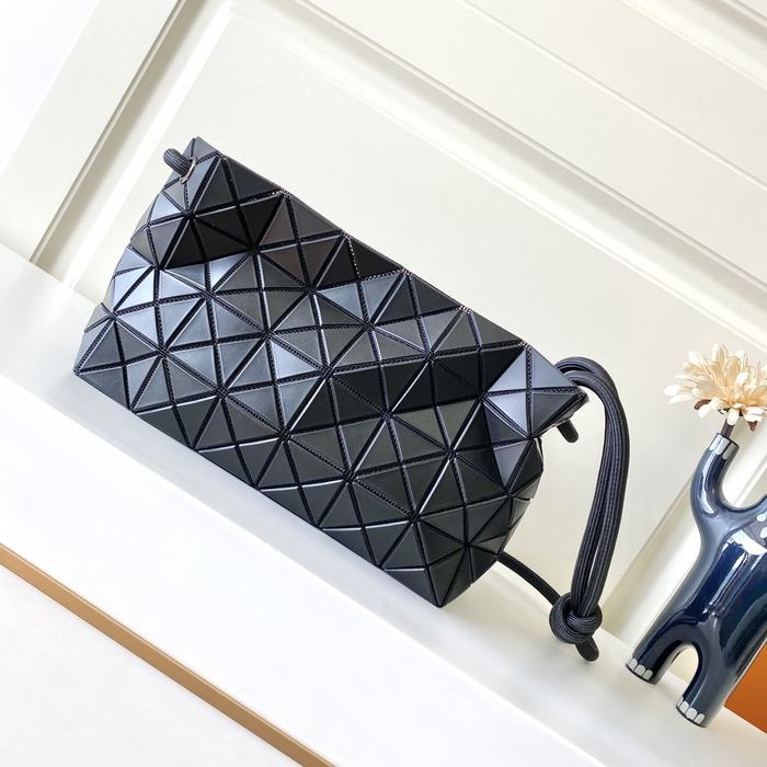 Issey Miyake BagTypeTote geometric design bag White 01A