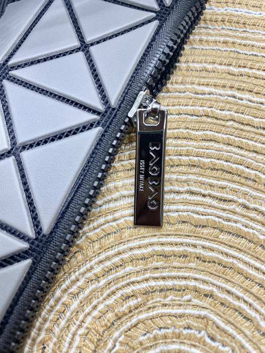 Issey Miyake BagTypeTote geometric design compact size Blue 01A