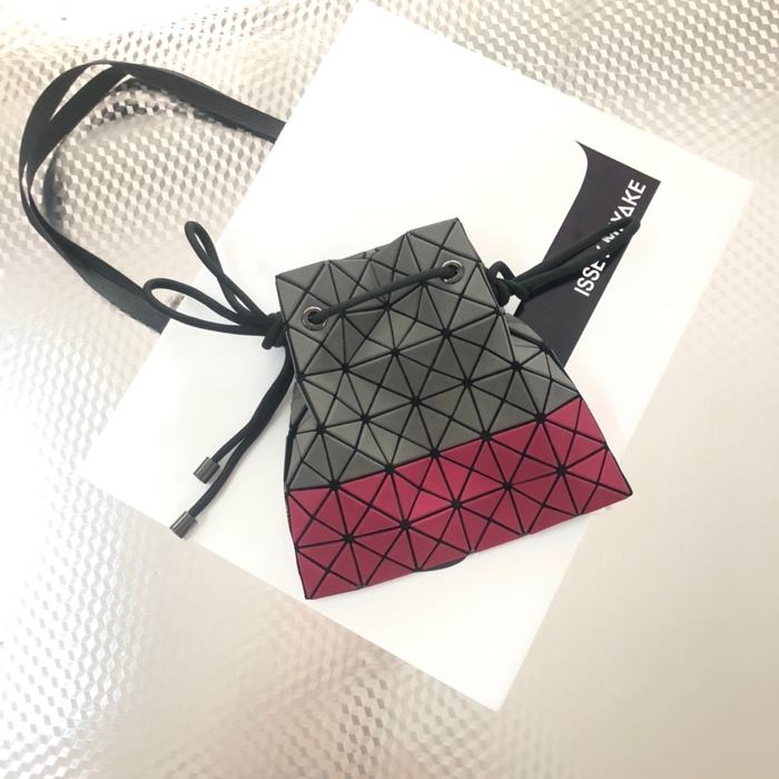 Issey Miyake BagTypeTote geometric design tote Black 01A