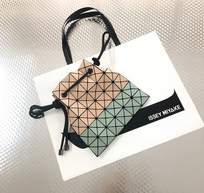 Issey Miyake BagTypeTote geometric design tote Black 01A