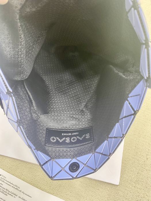 Issey Miyake BagTypeTote geometric design tote bag Orange 01A