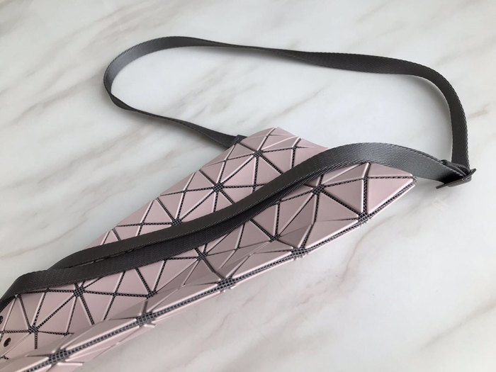 Issey Miyake BagTypeTote geometric design tote bag Pink 01A 2