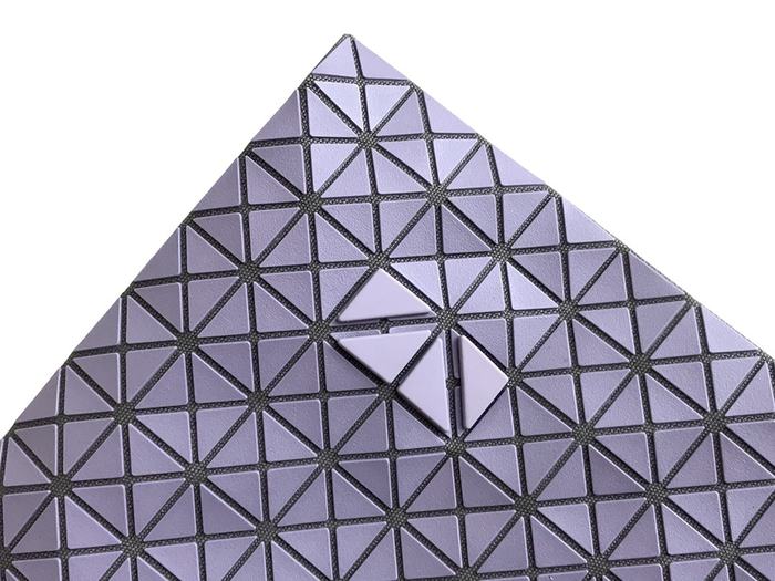 Issey Miyake BagTypeTote spacious tote design Grey 01A