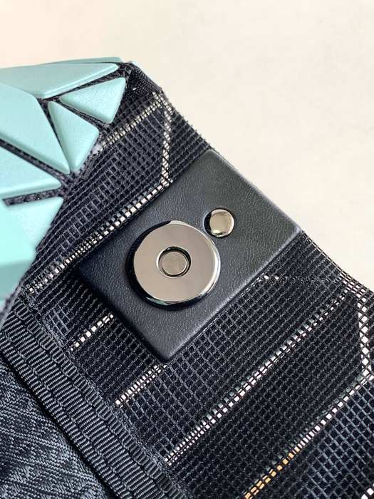 Issey Miyake BagTypeTote structured tote bag Blue 01A