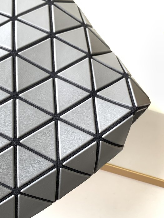 Issey Miyake BagTypeTote stylish geometric design Blue 01A