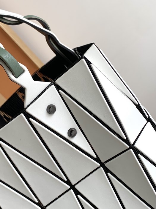 Issey Miyake Issey miyake KURO bag color 20A