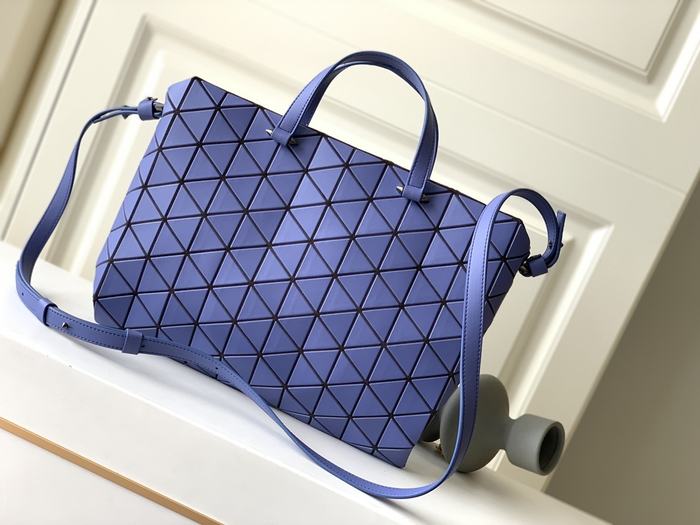 Issey Miyake Style 16 Grey 01A