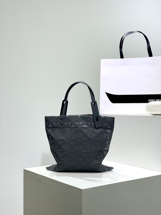 Issey Miyake Style 49 Beige 01A