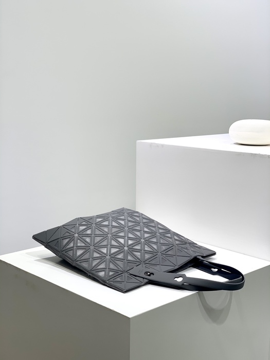 Issey Miyake Style 49 Beige 01A